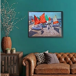 «Red Sails, Royan, France» в интерьере гостиной с зеленой стеной над диваном