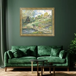 «Деревенская сцена» в интерьере зеленой гостиной над диваном