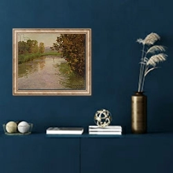 «Autumn: A French River Landscape» в интерьере в классическом стиле в синих тонах