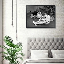 «История в черно-белых фото 1158» в интерьере спальни в скандинавском стиле над кроватью
