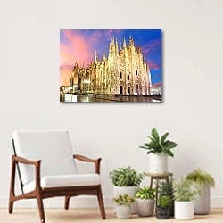 «Италия, Милан, Кафедральный собор» в интерьере современной комнаты над креслом
