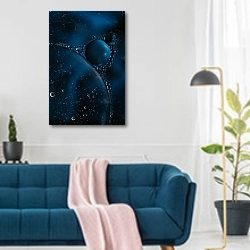 «Пузыри на синем фоне» в интерьере современной гостиной над синим диваном