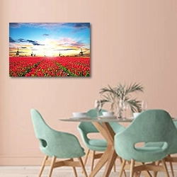 «Голландия. Поля тюльпанов с мельницами №3» в интерьере современной столовой в пастельных тонах