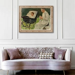 «Die Enkelin des Künstlers mit ihrer Kinderfrau im Wannseegarten» в интерьере гостиной в классическом стиле над диваном