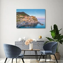«Италия. Чинкве-Терре. Манарола. Панорама» в интерьере современной гостиной над комодом