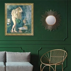 «Russian Venus, 1925-26» в интерьере классической гостиной с зеленой стеной над диваном