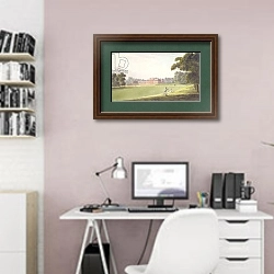 «Kensington Palace» в интерьере светлого кабинета над белым столом