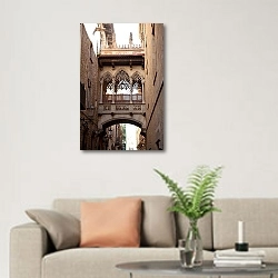 «Испания. Барселона. Готический квартал 2» в интерьере современной светлой гостиной над диваном