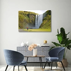 «Водопад  Скогафосс. Исландия 4» в интерьере современной гостиной над комодом