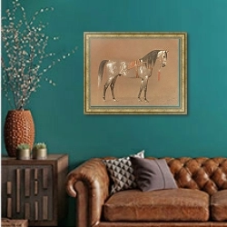 «Осман-паша» в интерьере гостиной с зеленой стеной над диваном