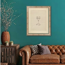 «Wine Glass» в интерьере гостиной с зеленой стеной над диваном