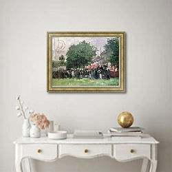 «The Fourteenth of July» в интерьере в классическом стиле над столом