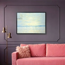 «Southampton Water, Sunset, 1999» в интерьере гостиной с розовым диваном