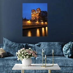 «Париж. Нотр-Дам-де-Пари» в интерьере современной гостиной в синем цвете