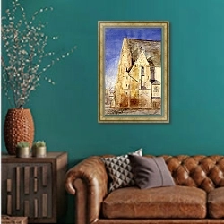 «Old Church, Tours, France» в интерьере гостиной с зеленой стеной над диваном