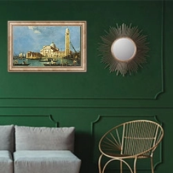 «Венеция - С. Пьетро в Кастелло» в интерьере классической гостиной с зеленой стеной над диваном