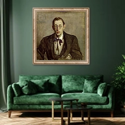 «Study for a Portrait of Igor Stravinsky, 1913 1» в интерьере зеленой гостиной над диваном