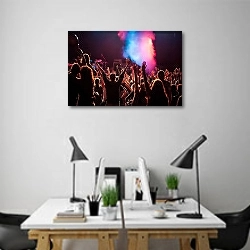 «Dj ночного клуба» в интерьере современного офиса над столами работников