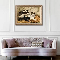 «A Mother And Her Kittens» в интерьере гостиной в классическом стиле над диваном