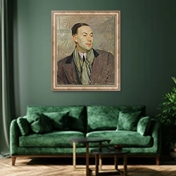 «Study for a Portrait of Paul Morand» в интерьере зеленой гостиной над диваном