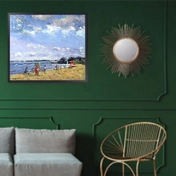 «Evening, Carnac» в интерьере классической гостиной с зеленой стеной над диваном