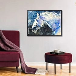 «Портрет белой лошади» в интерьере гостиной в бордовых тонах
