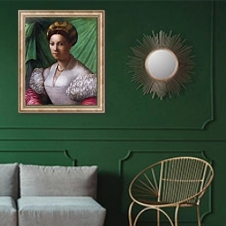 «Портрет леди 6» в интерьере классической гостиной с зеленой стеной над диваном