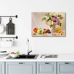 «Натюрморт с букетом цветов и фруктами на столе» в интерьере кухни над мойкой