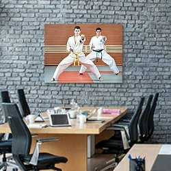 «Боевое искусство тхэквондо» в интерьере современного офиса с черной кирпичной стеной