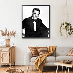 «Grant, Cary 27» в интерьере гостиной в стиле ретро над диваном