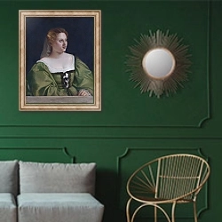 «Портерт леди 2» в интерьере классической гостиной с зеленой стеной над диваном