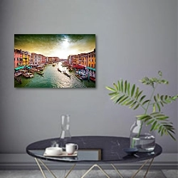 «Италия, Венеция. Пасмурный вид на Гранд Канал» в интерьере современной гостиной в серых тонах