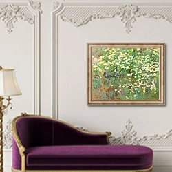 «Coucas dans champ de marguerites» в интерьере в классическом стиле над банкеткой