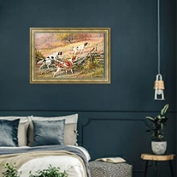 «По следу» в интерьере классической спальни с темными стенами