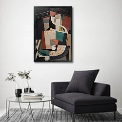 «Сидящая Женщина» в интерьере в стиле минимализм над креслом