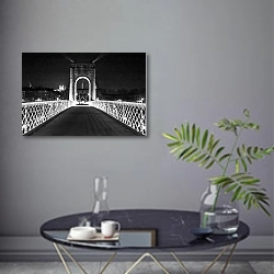 «Франция. Лион. Ночной мост» в интерьере современной гостиной в серых тонах