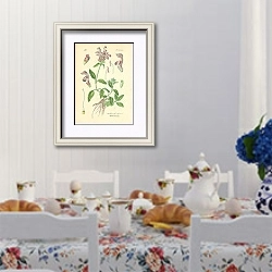 «Labiatae, Brunella vulgaris» в интерьере столовой в стиле прованс над столом