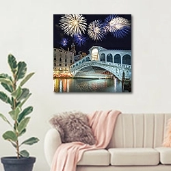 «Италия. Венеция. Салют над мостом Риальто» в интерьере современной светлой гостиной над диваном