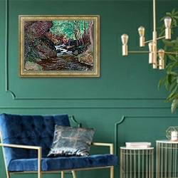 «The Course of a Stream» в интерьере в классическом стиле с зеленой стеной