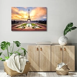 «Франция.Париж.  Эйфелева башня. Рассвет» в интерьере современной комнаты над комодом