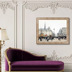 «Figures bustling before the Conciergerie, Paris» в интерьере в классическом стиле над банкеткой