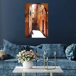 «Старый город 3» в интерьере современной гостиной в синем цвете