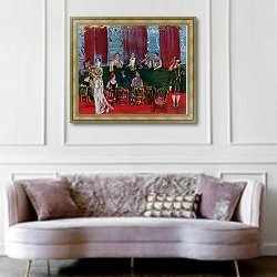 «Баккара» в интерьере гостиной в классическом стиле над диваном