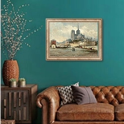 «Notre Dame de Paris» в интерьере гостиной с зеленой стеной над диваном