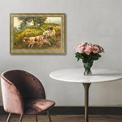 «Два указателя» в интерьере в классическом стиле над креслом