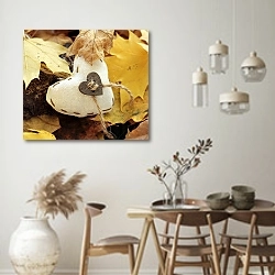 «Ключ в осенних листьях» в интерьере кухни в стиле ретро над обеденным столом