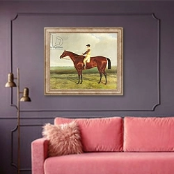 «Bee's Wing» в интерьере гостиной с розовым диваном