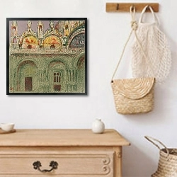 «Saint Mark’s Church» в интерьере в стиле ретро над комодом