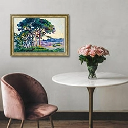 «Pins Aux Cannebiers» в интерьере классической спальни с темными стенами