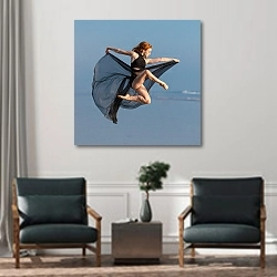 «Танцовщица в прыжке 1» в интерьере офиса над креслами для гостей